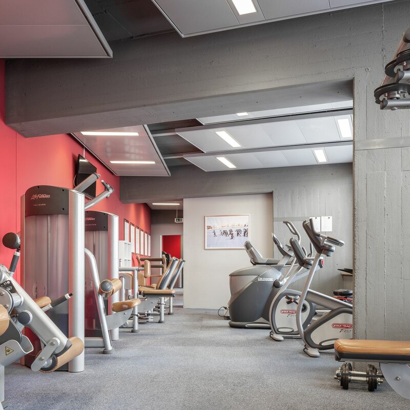 img-de-arnstorf-fitnessstudio-lindner img-de-arnstorf-fitnessstudio-lindner