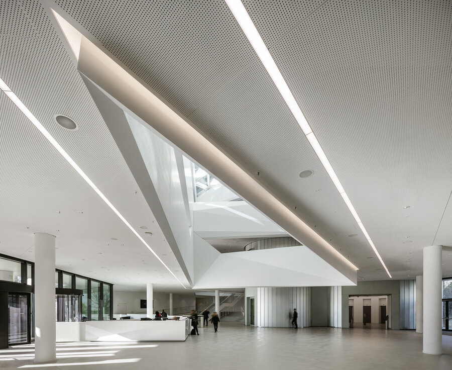 img_de_hvb_tower_7 img_de_hvb_tower_7