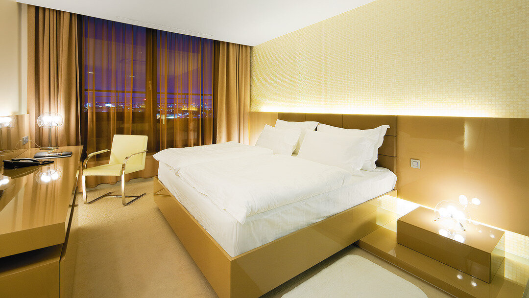 img_sk_gate_one_6 img_sk_gate_one_6