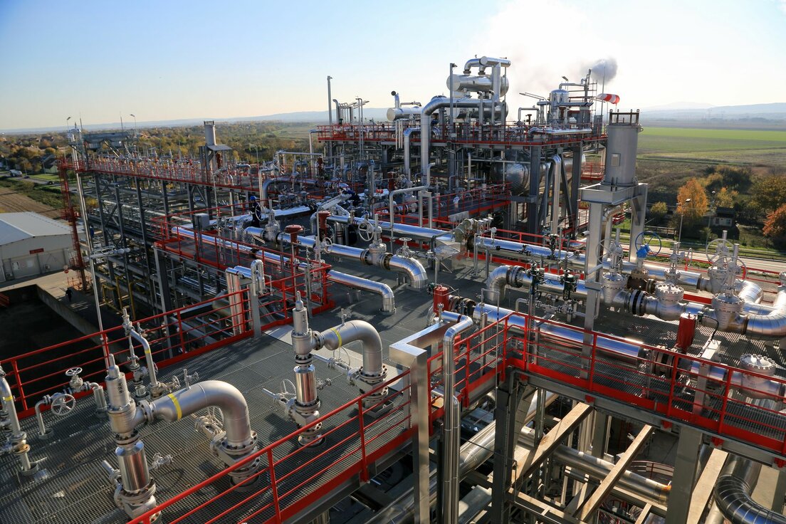 img_rs_nis_refinery_23 img_rs_nis_refinery_23