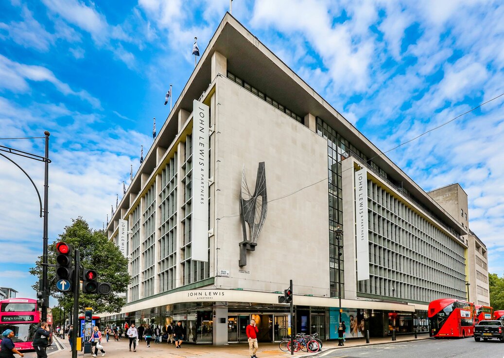 img_uk_jlewis_25 img_uk_jlewis_25