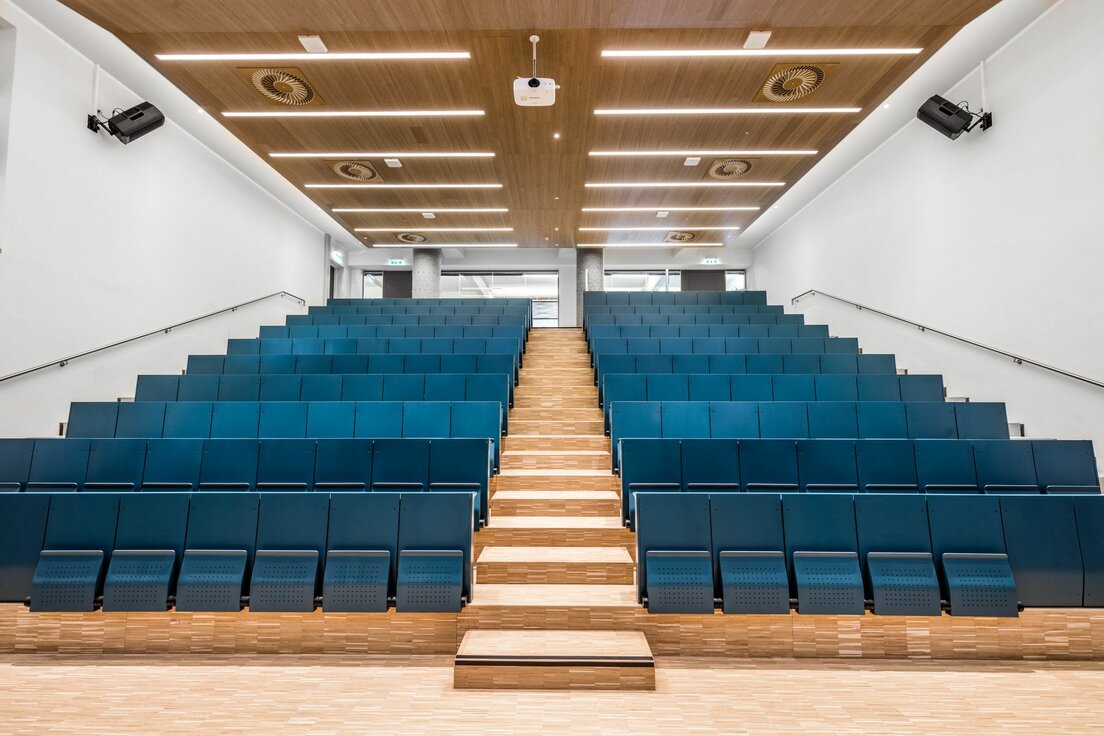 img_at_uni_klag_29 img_at_uni_klag_29