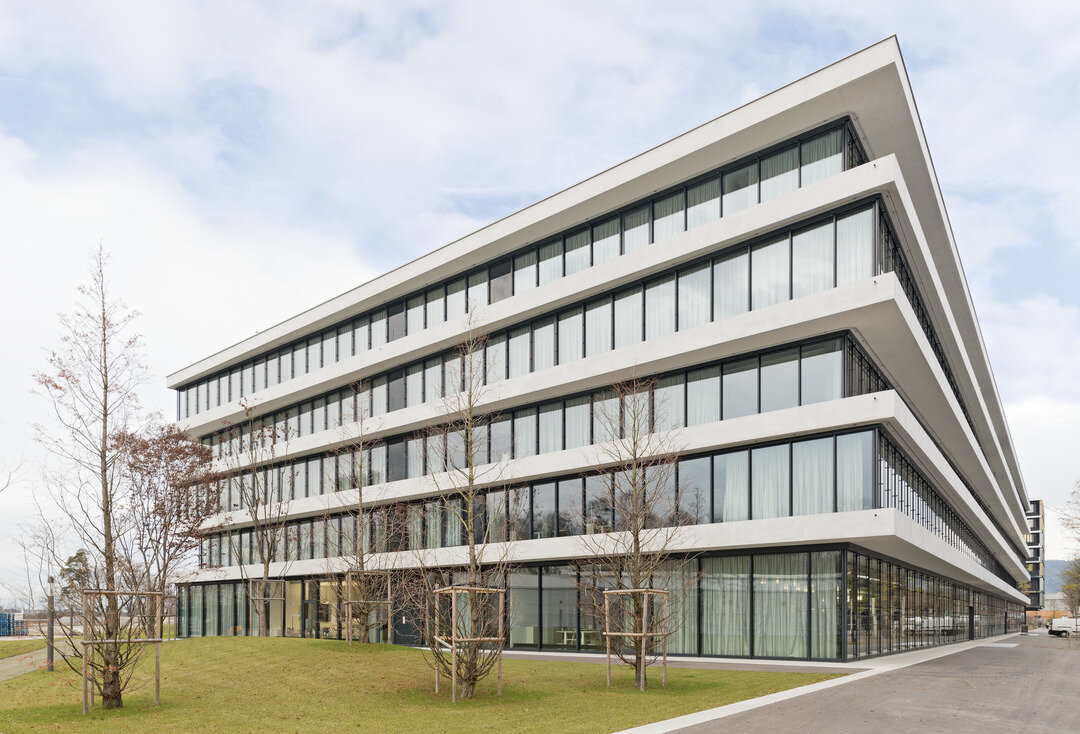 img_ch_twist_again_1 img_ch_twist_again_1