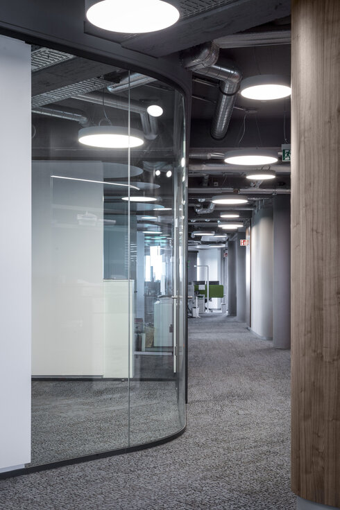 img_de_melo_1 img_de_melo_1