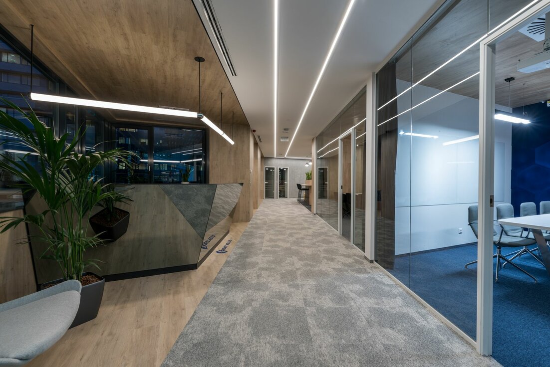 img-hun-office-garden-3-budapest-56 img-hun-office-garden-3-budapest-56