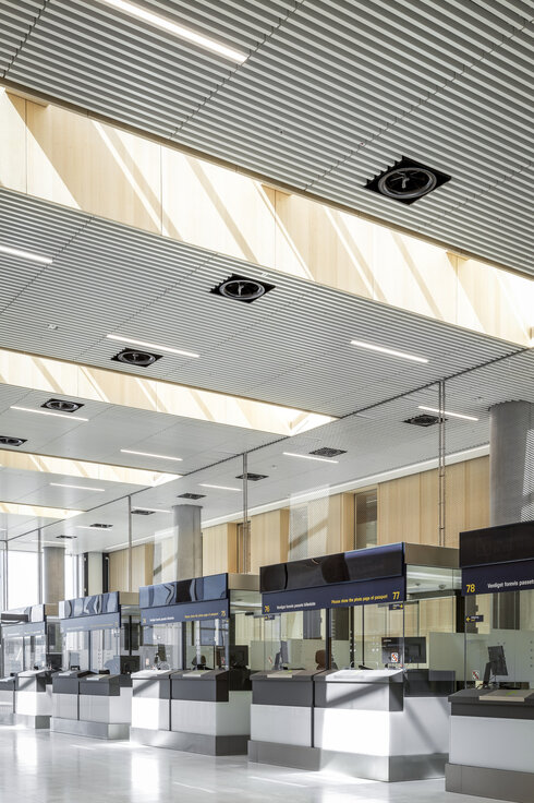 img_dk_fngr_e_3 img_dk_fngr_e_3