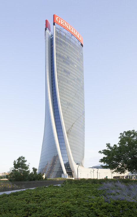 img_it_gen_tower_2 img_it_gen_tower_2