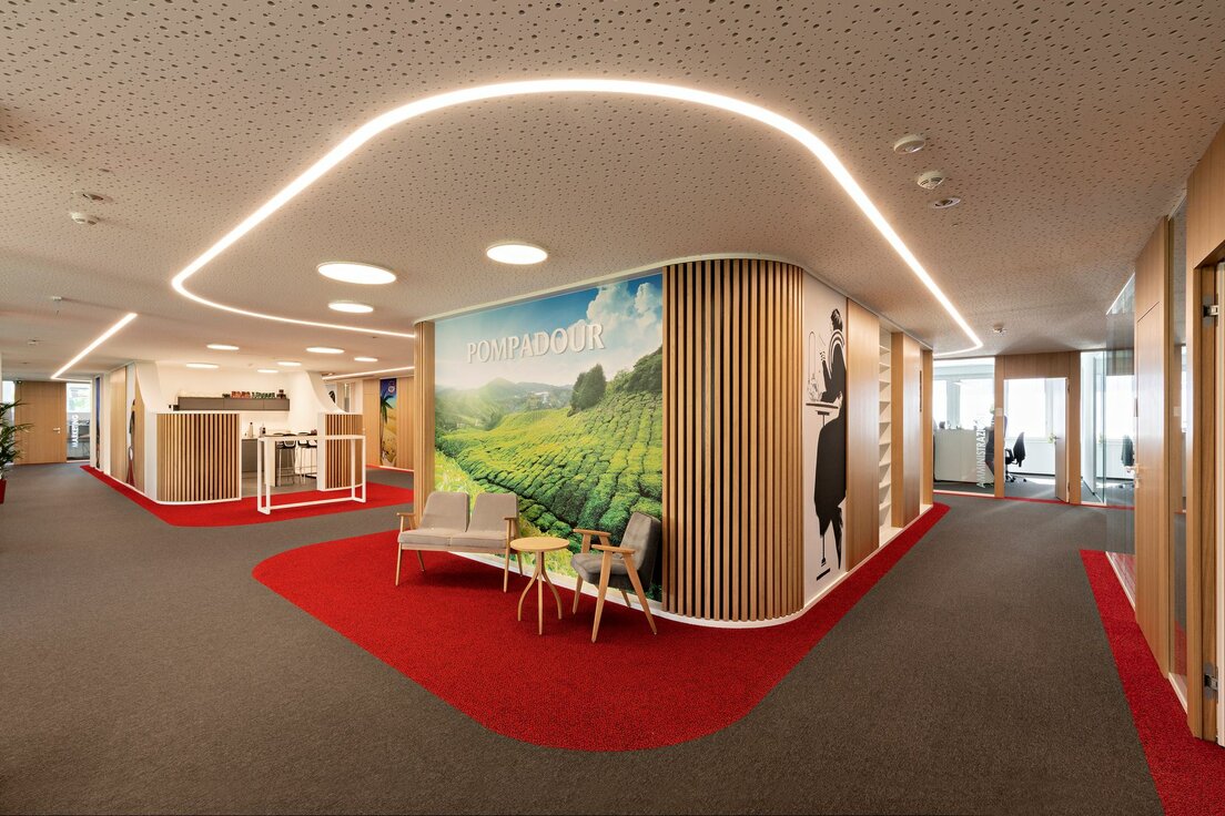 img_it_pompadour_6 img_it_pompadour_6