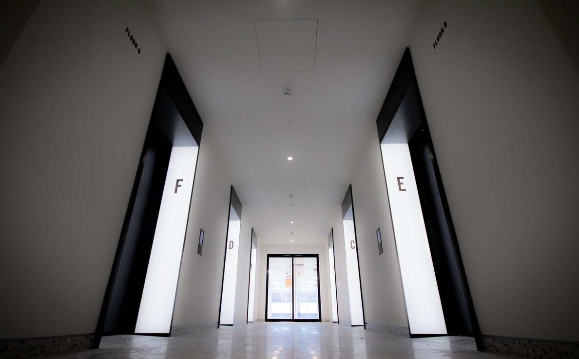 img_uk_garrard_1 img_uk_garrard_1