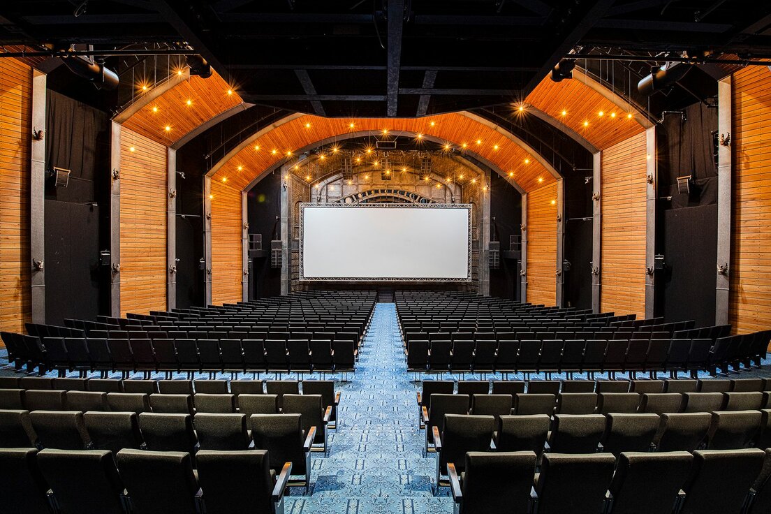 img_de_mehr_theater_hamburg (21) img_de_mehr_theater_hamburg (21)