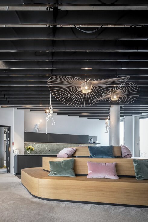 img_de_zoom_2 img_de_zoom_2