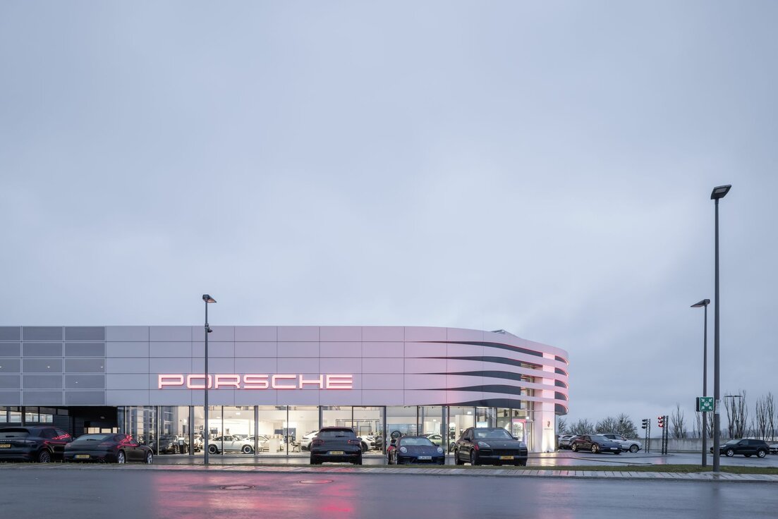 img_ch_porsche_roost_1 img_ch_porsche_roost_1