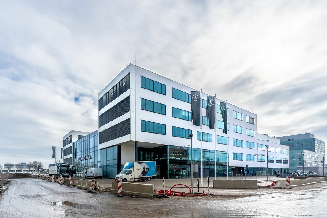 img_nl_mercedes_benz_5 img_nl_mercedes_benz_5