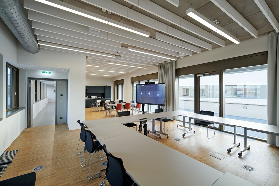 img_at_wien kanal zentrale (3) img_at_wien kanal zentrale (3)