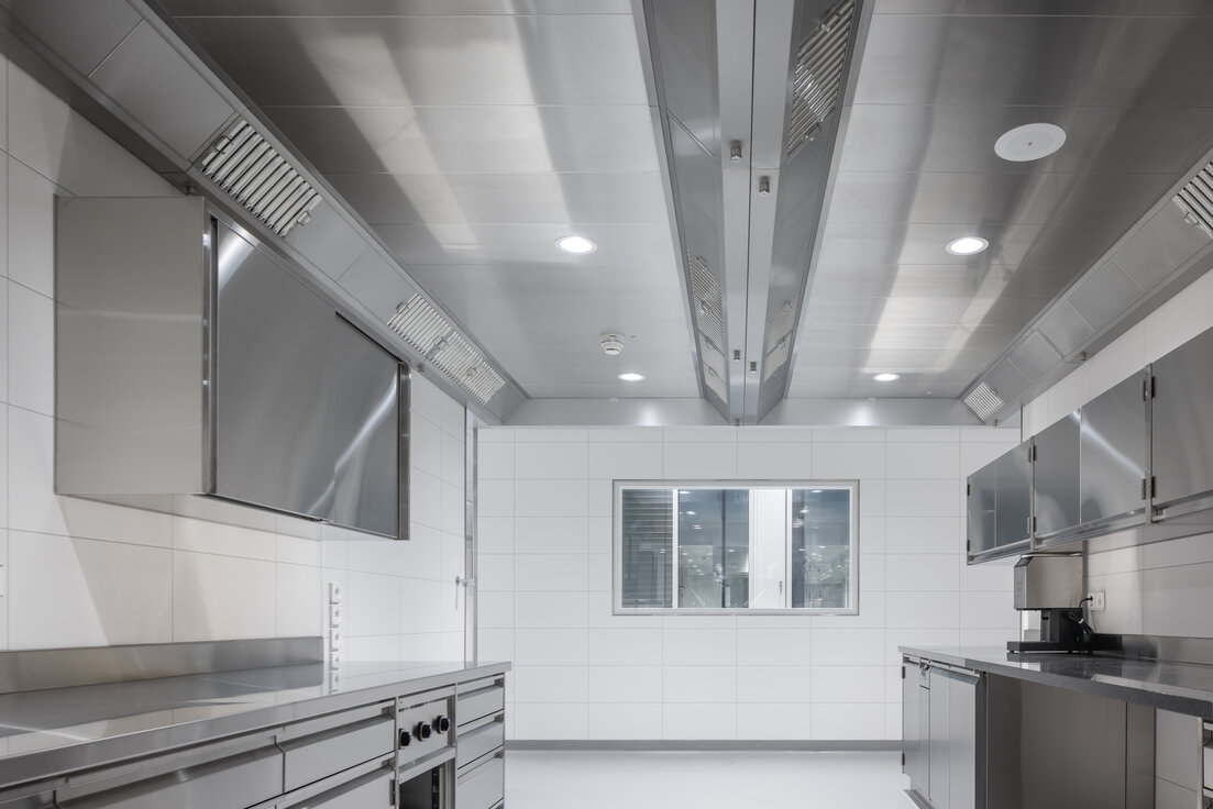 © © www.Lindner-Group.com © © www.Lindner-Group.com