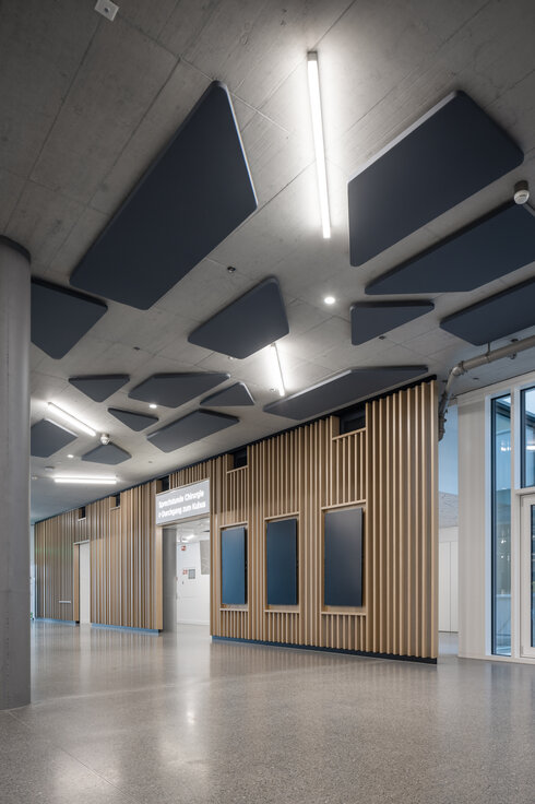 © © www.Lindner-Group.com © © www.Lindner-Group.com