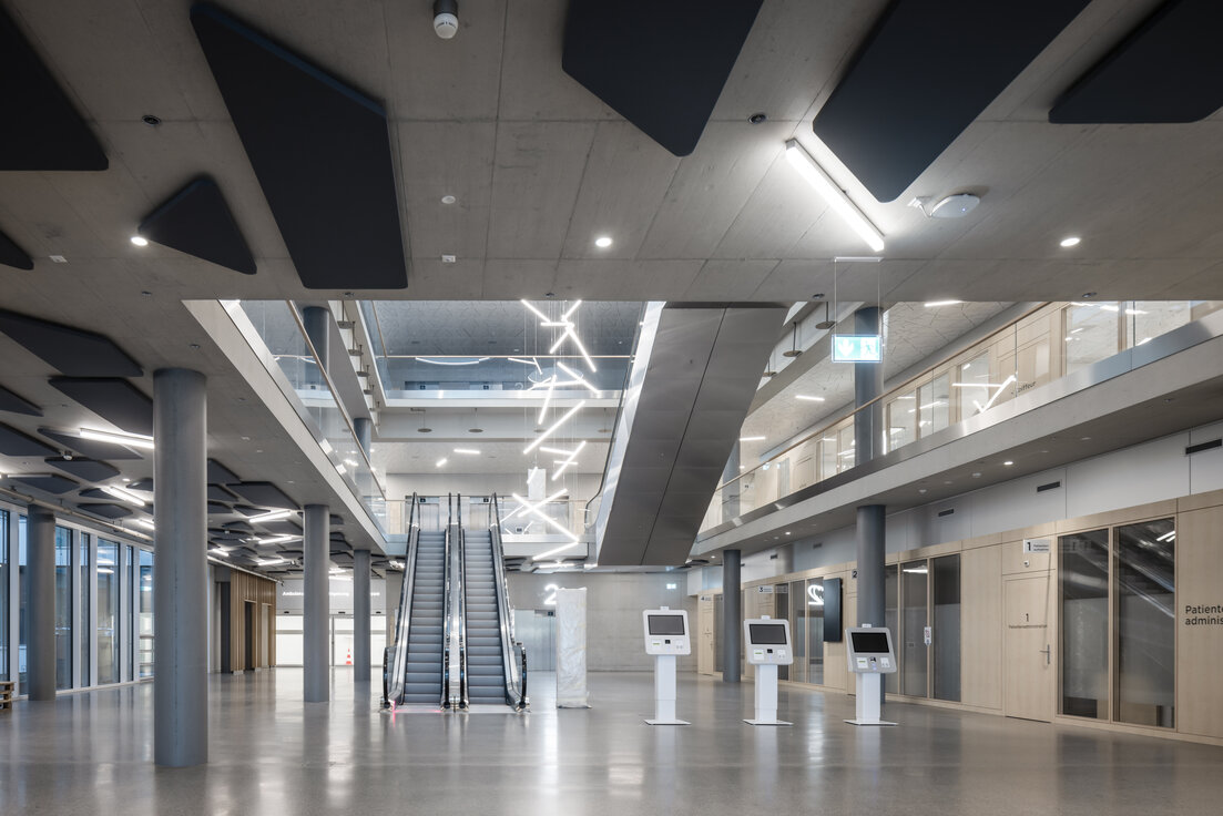 © © www.Lindner-Group.com © © www.Lindner-Group.com