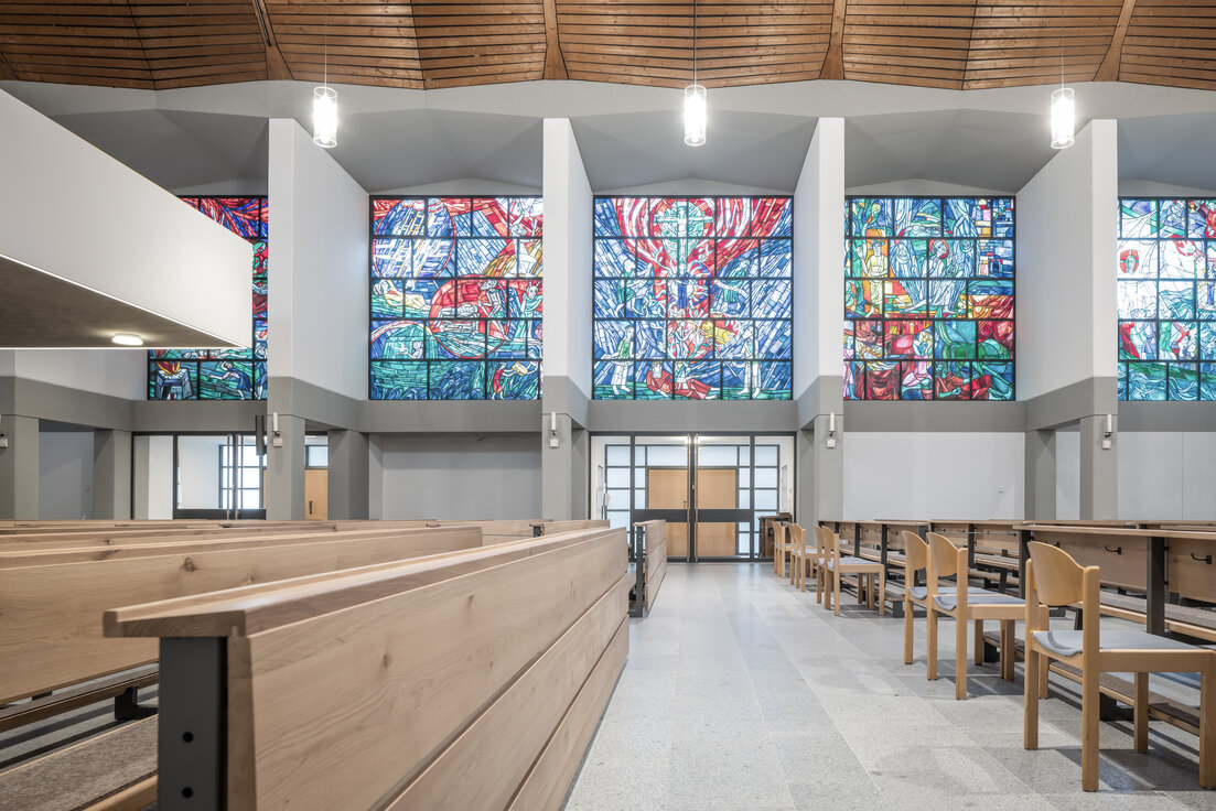 © © www.Lindner-Group.com © © www.Lindner-Group.com