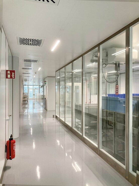 img-de-boehringer-biberach-reinraum © www.Lindner-Group.com (5) img-de-boehringer-biberach-reinraum © www.Lindner-Group.com (5)