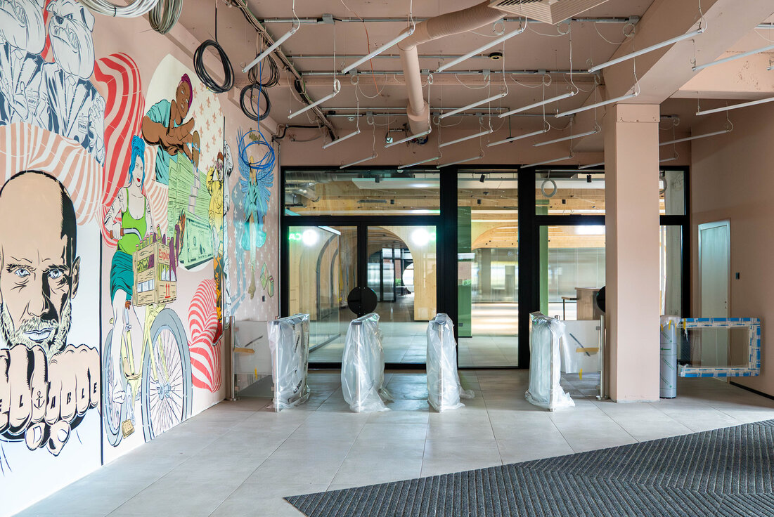 © © www.Lindner-Group.com © © www.Lindner-Group.com