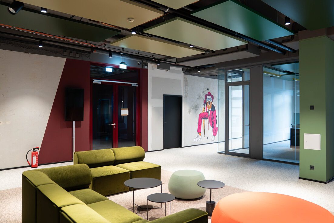 © © www.Lindner-Group.com © © www.Lindner-Group.com