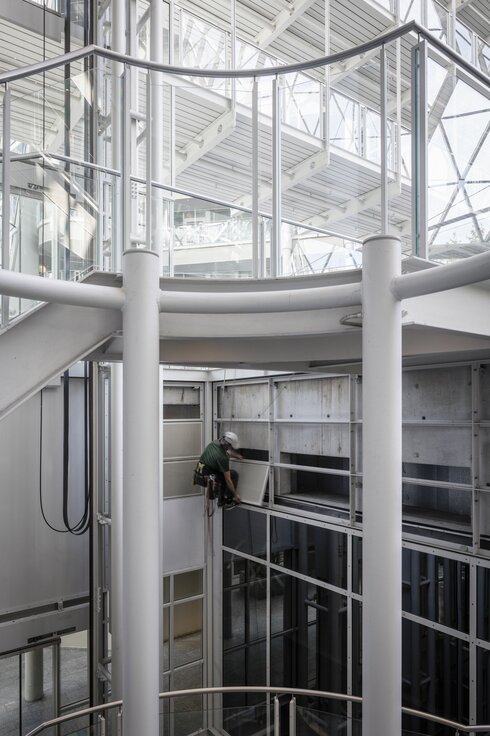 img-de-ergo-versicherungen-demontage-31 img-de-ergo-versicherungen-demontage-31