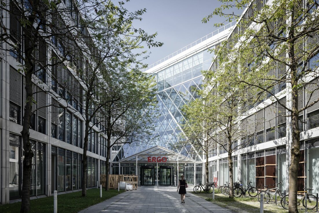 img-de-ergo-versicherungen-demontage-34 img-de-ergo-versicherungen-demontage-34