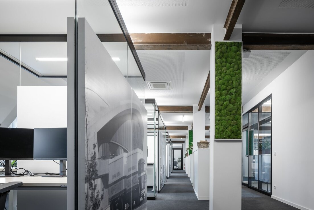 img-de-kuehne+nagel-sonnenallee-17 img-de-kuehne+nagel-sonnenallee-17