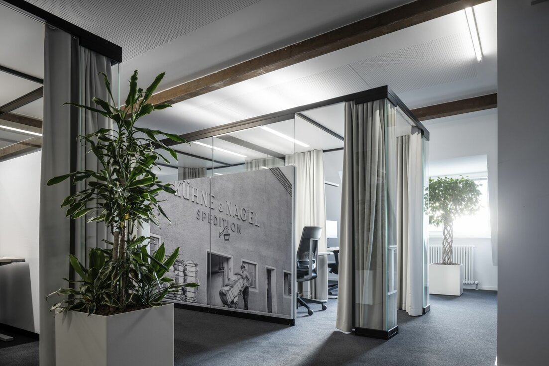 img-de-kuehne+nagel-sonnenallee-24 img-de-kuehne+nagel-sonnenallee-24