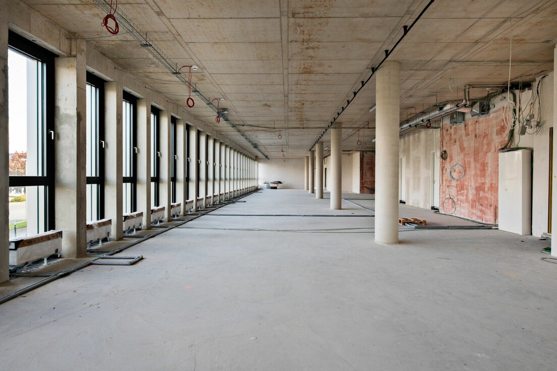 img-de-ms4-torhaus-expopark-hannover-02 img-de-ms4-torhaus-expopark-hannover-02