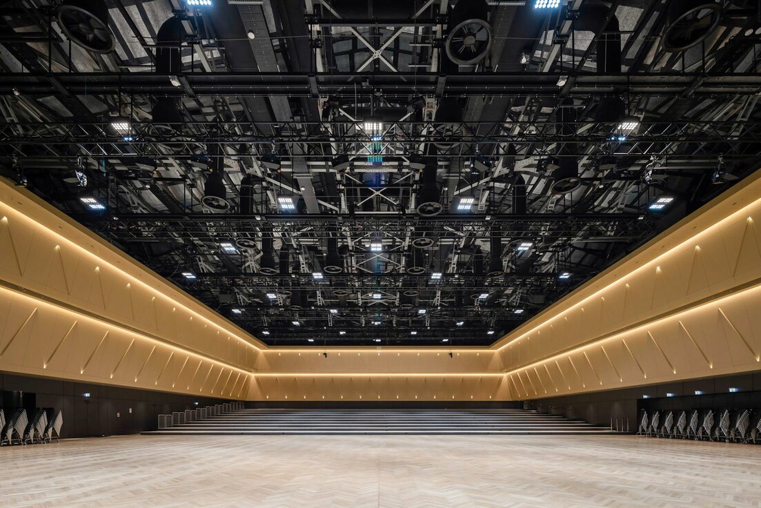 img_DE_rheingoldhalle (18) img_DE_rheingoldhalle (18)