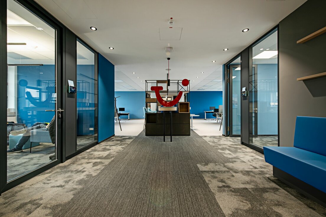 img-de-tui-zentrale-hannover-3 img-de-tui-zentrale-hannover-3