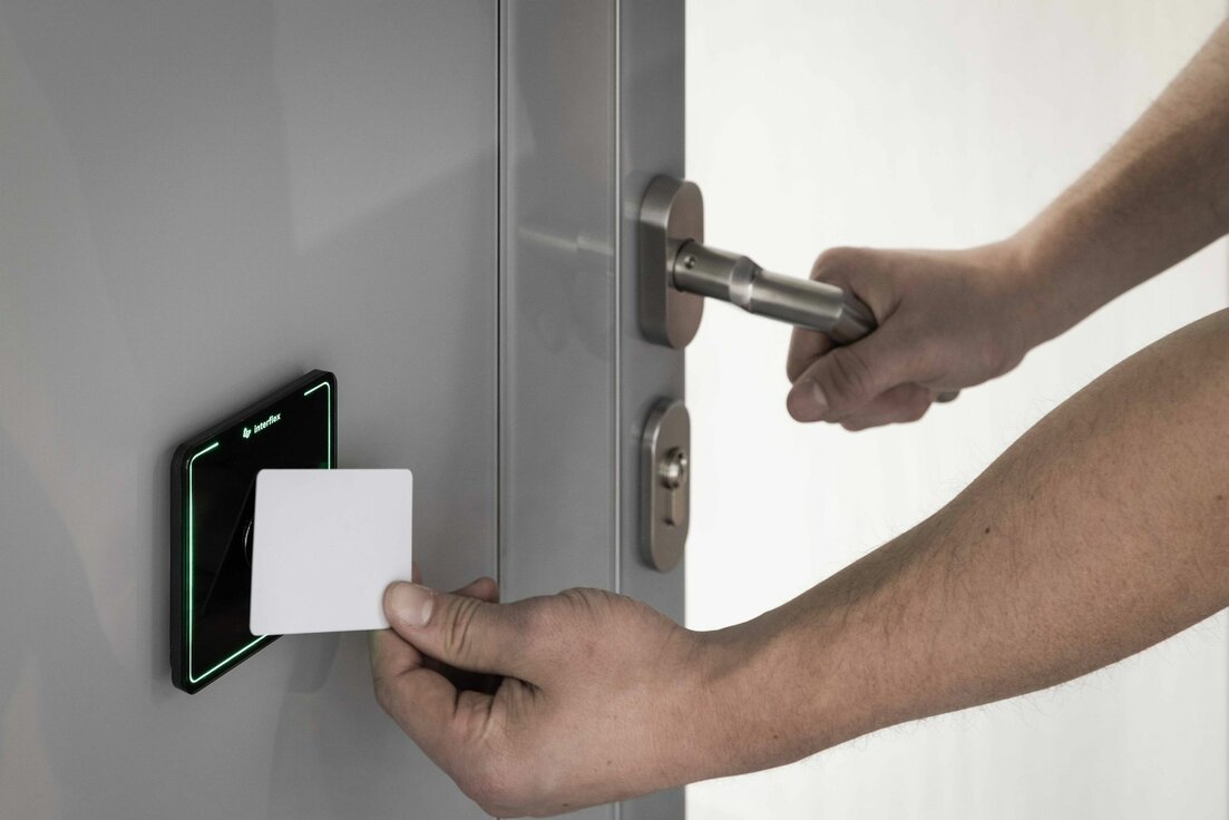 img_LUX_CSS--(33) img_LUX_CSS--(33)