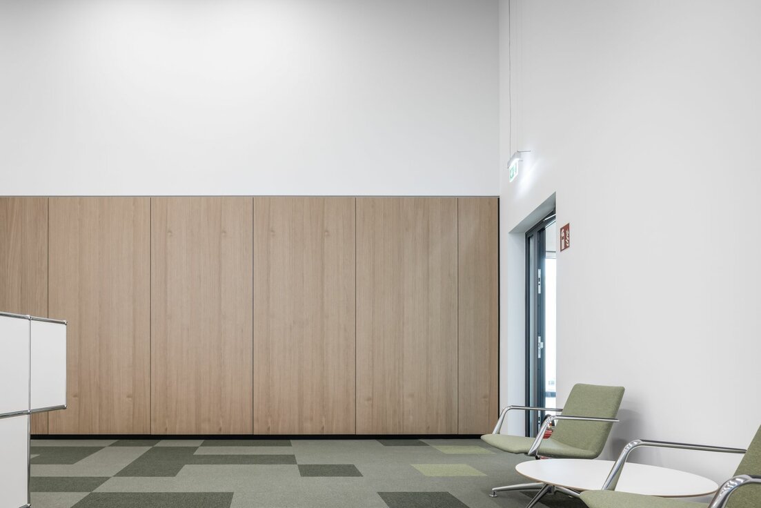 img-lux-pole-d-echange-serra-9 img-lux-pole-d-echange-serra-9