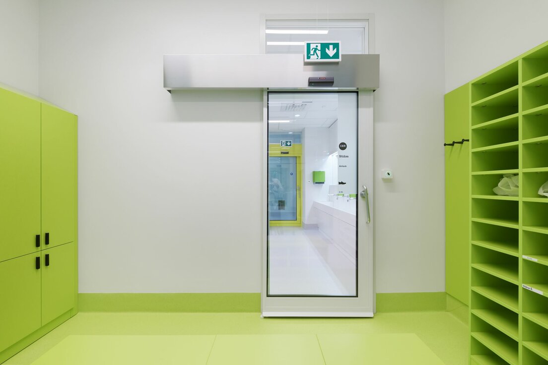 img-lva-light-guide-optics-international-livani-8 img-lva-light-guide-optics-international-livani-8