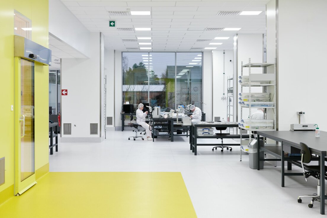 img-lva-light-guide-optics-international-livani-11 img-lva-light-guide-optics-international-livani-11