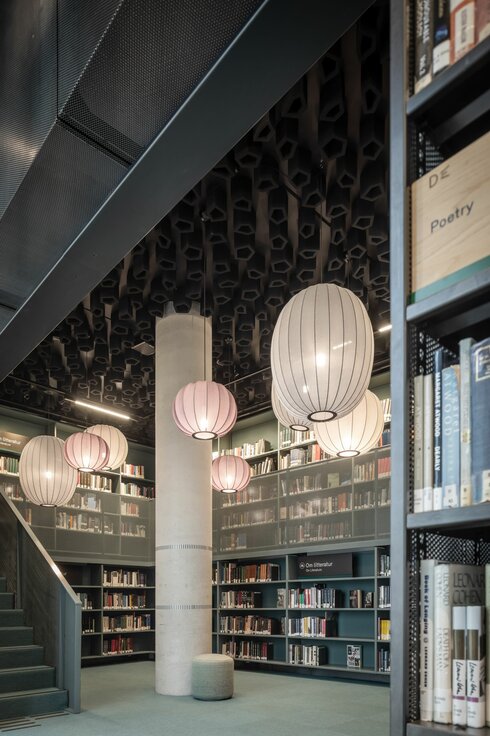 img-nor-deichman-bibliothek-50 img-nor-deichman-bibliothek-50