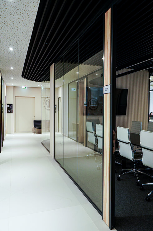 © © Lindner Albania © © Lindner Albania