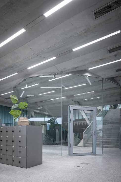 © © www.Lindner-Group.com © © www.Lindner-Group.com