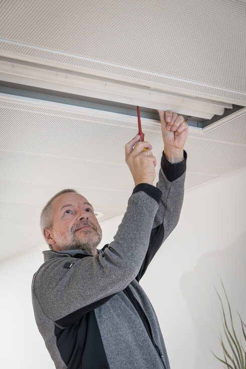 © © www.Lindner-Group.com © © www.Lindner-Group.com