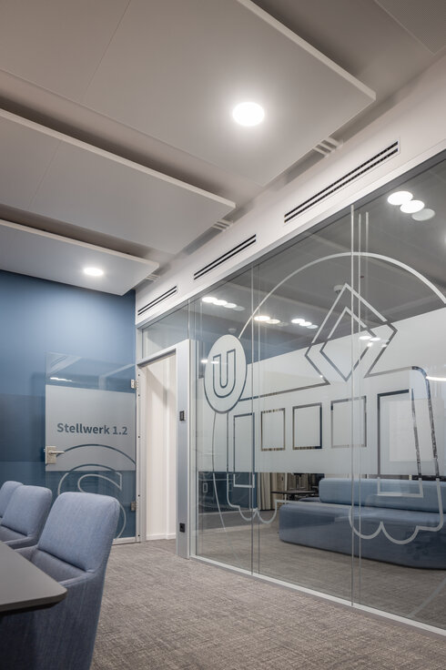 © © www.Lindner-Group.com © © www.Lindner-Group.com