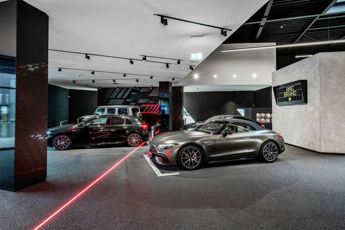 img-de-amg-brand-center-essen-14 img-de-amg-brand-center-essen-14