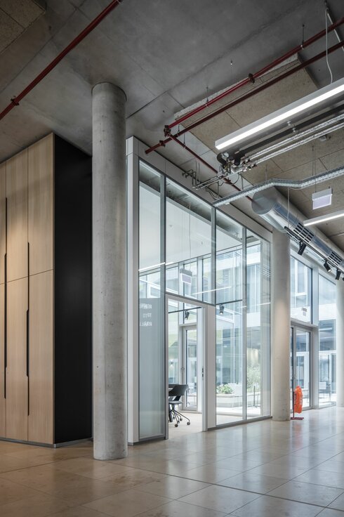 img-de-forschungsraeume-garching-click-and-load-installationsraster-21 img-de-forschungsraeume-garching-click-and-load-installationsraster-21