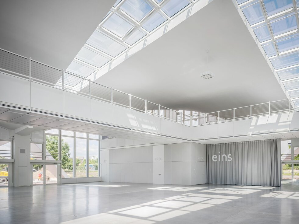 img-de-hyparschale-magdeburg-6 img-de-hyparschale-magdeburg-6