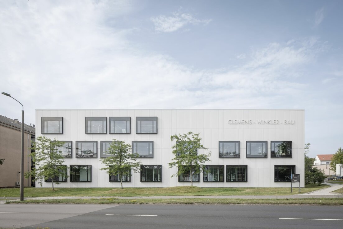 img-de-clemens-winkler-bau-bergakademie-04 img-de-clemens-winkler-bau-bergakademie-04