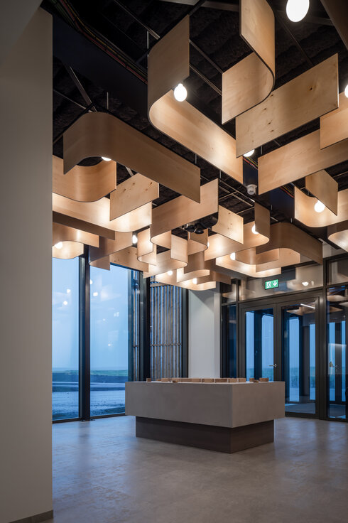 © © www.Lindner-Group.com © © www.Lindner-Group.com