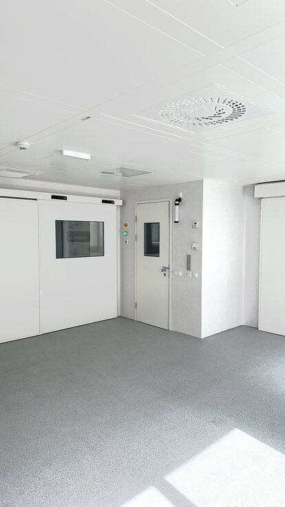 © © www.Lindner-Group.com © © www.Lindner-Group.com