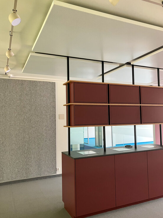 © © www.Lindner-Group.com © © www.Lindner-Group.com