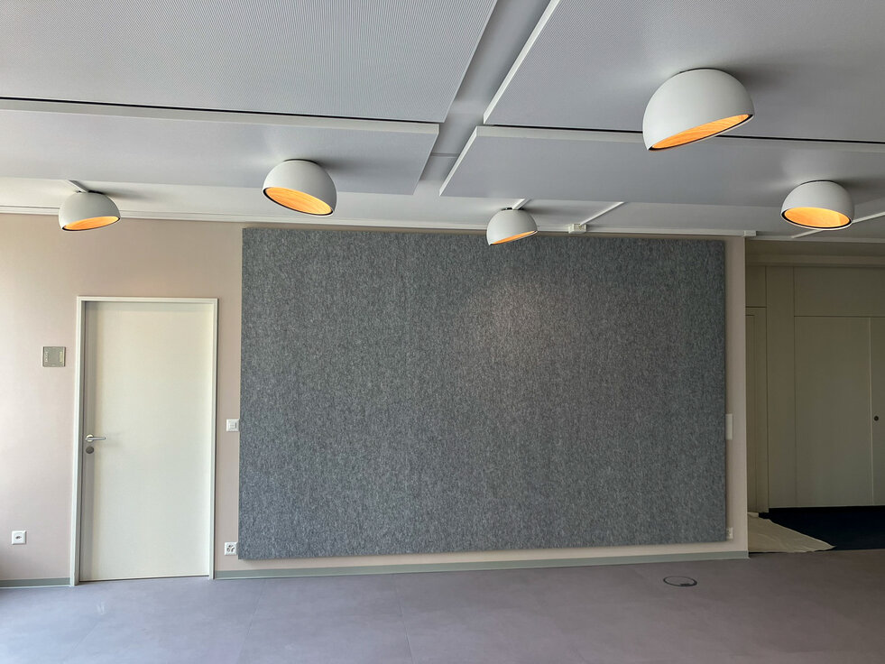 © © www.Lindner-Group.com © © www.Lindner-Group.com