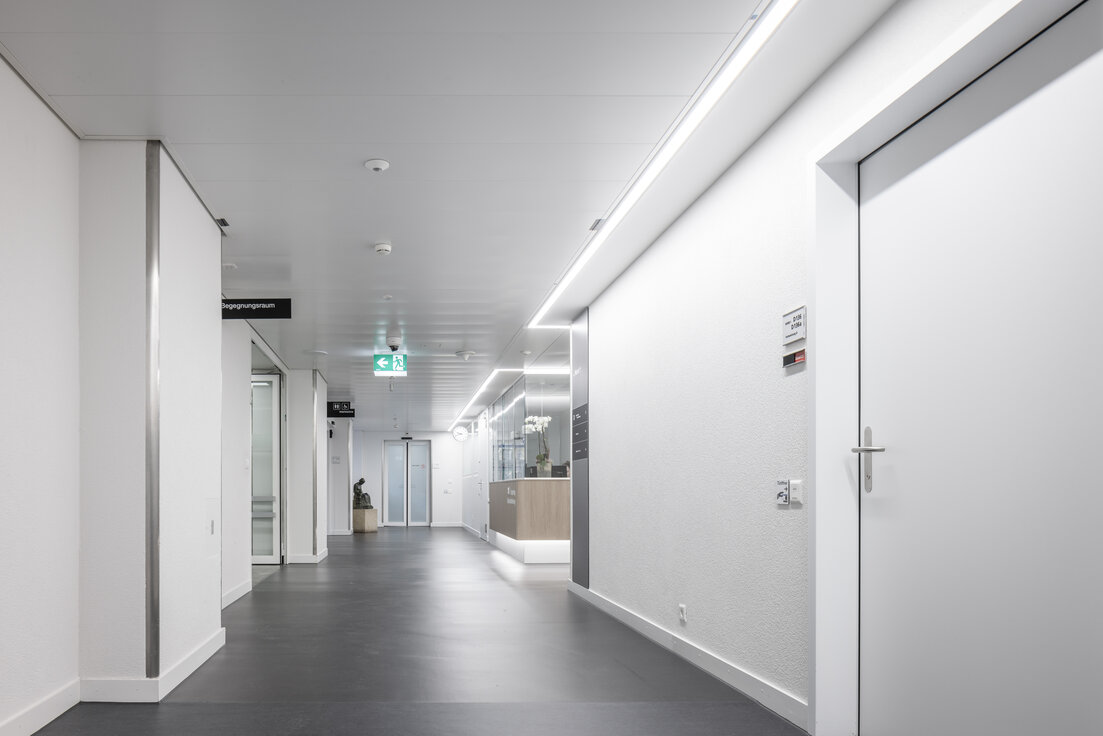 © © www.Lindner-Group.com © © www.Lindner-Group.com